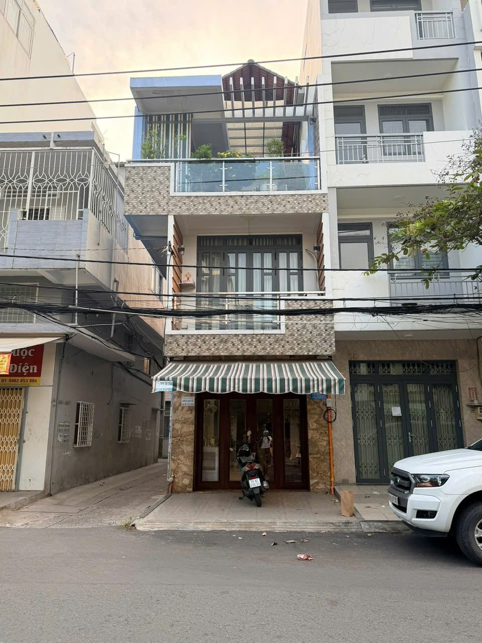 Khảo sát hiện trạng mặt tiền trước khi thi công